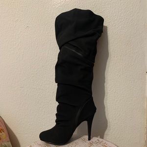 Slouch boots